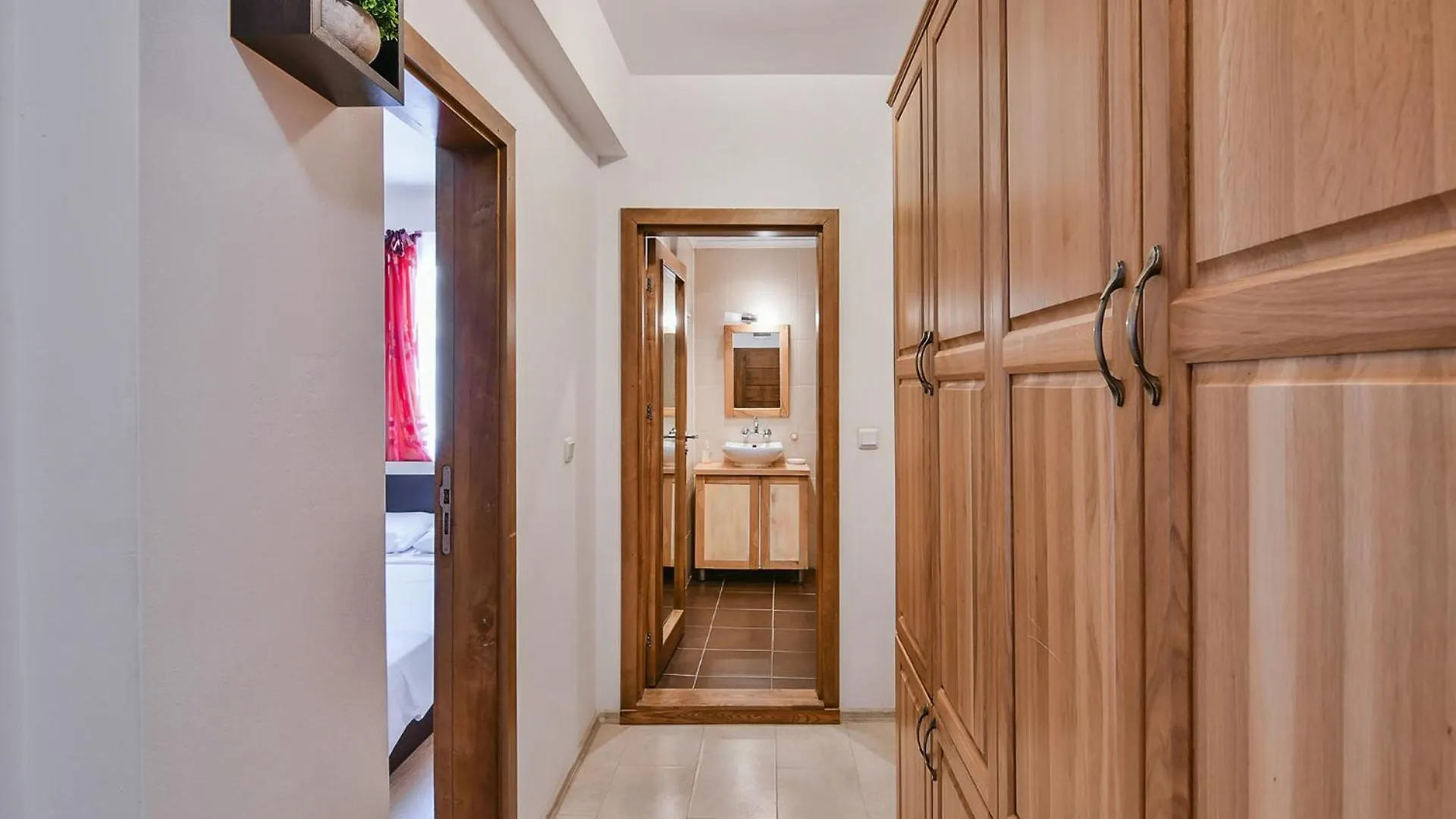 Apartment Two Bedroom On A Budget At Briz Area Warna
