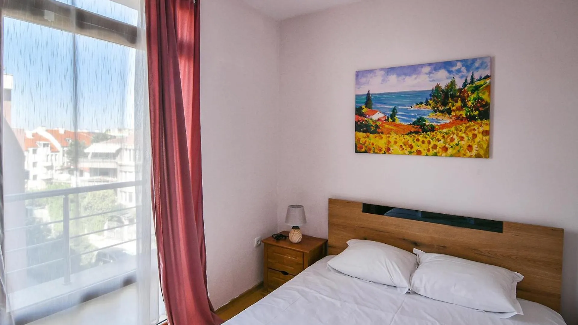 Apartment Two Bedroom On A Budget At Briz Area Warna Bulgarien